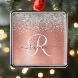 Roos goudpenseel Glitter Monogram Metalen Ornament<br><div class="desc">Pas dit trendy chic ornament-ontwerp met  zilveren mousserend glitter eenvoudig aan op een roos gouden geborstelde metalen achtergrond.</div>