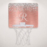 Roos goudpenseel Glitter Monogram Mini Basketbalbord<br><div class="desc">Maak deze trendy mini basketbalhoepvormig ontwerp met  zilveren mousserend glitter gemakkelijk aan te passen op een roos gouden geborstelde metalen achtergrond.</div>