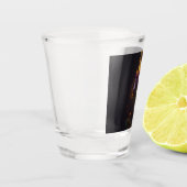 roos in brand shot glas (Links)