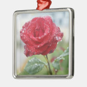 Roos in regendruppels metalen ornament (Links)