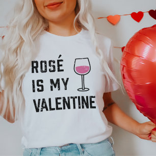 Roos is mijn Valentijn   Wijnliefhebber T-shirt