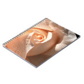 Roos met fijne doorsnede notitieboek (Linkerzijde)