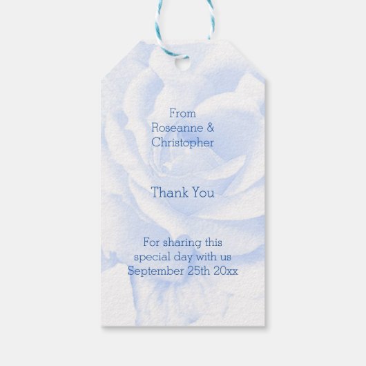 Roos ontwerp blauw gekleurde bruiloft cadeaulabel (Achterkant)
