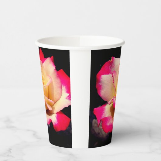 Roos Papieren Bekers (Links)