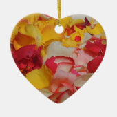 Roos Petals in Cuenca Keramisch Ornament (Voorkant)