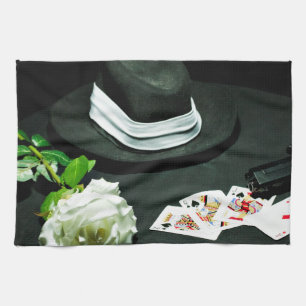 Roos pistool van pokergangster theedoek