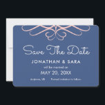 Roos Quartz op Denim Blue, Elegant Save the Date<br><div class="desc">Deze bruiloft bewaar de datumkaart is voorzien van roos kwarts bloeit op een denimblauwe achtergrond. De achtergrondkleur kan in om het even welke beschikbare kleur worden veranderd.</div>