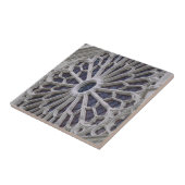 Roos raam van de westgevel, c.1270 tegeltje (Zijkant)