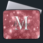 Roos Roze Bokeh Modern Monogram Sparkle Laptop Sleeve<br><div class="desc">Dit hoesje van de laptophoes heeft een achtergrond van een roze roos met een glans. Eenvoudig en modern. Voltooi het met een gepersonaliseerd monogram en een naam. Creëer door Simply Farmhouse Press.</div>