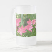 Roos roze Crinum Lilies Bevroren glazen Matglas Bierpul (Voorkant links)