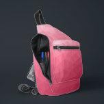 Roos roze gradiënt geometrisch maaspatroon sling bag<br><div class="desc">Roos roze gradiënt geometrisch maaspatroon Gedrukte zak. Cool mode accessoire tas voor iedereen. Roos roze magenta driehoek geometrisch gaas met licht tot donker ombre gradiënt ontwerp.</div>