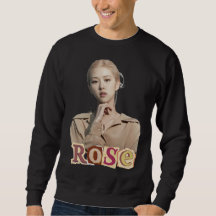 Roos – Soft Elegance Minimalist Portrait