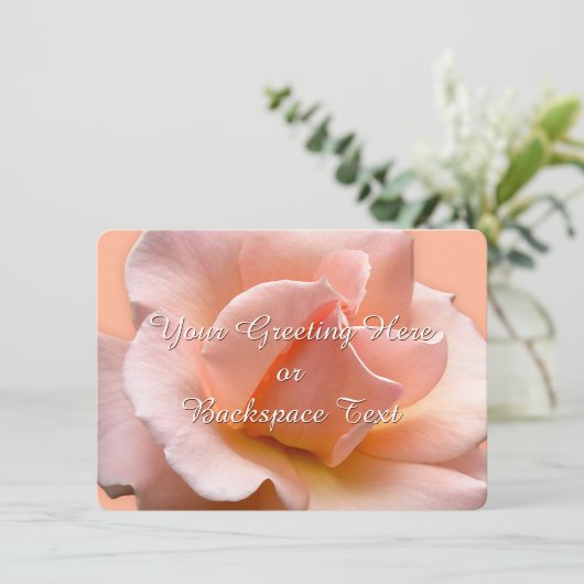 Roos Uitnodigingen Aangepaste Peach Roos RSVP-kaar (Staand voorkant)