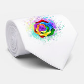 Roos voor kleurrijke regenboog stropdas (Opgerold)