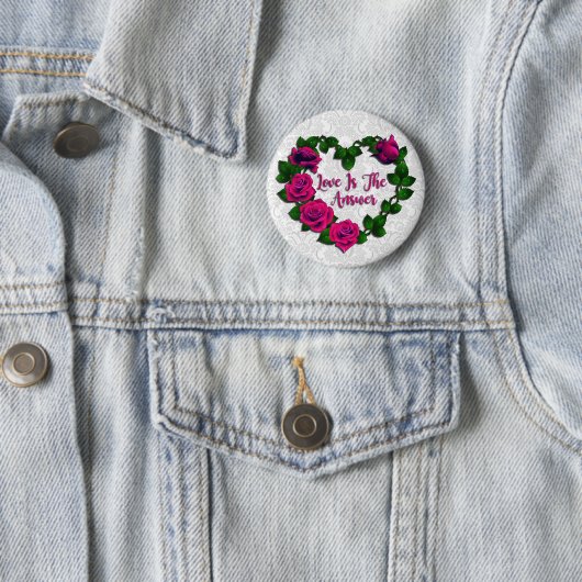 Roos Wijn Button (In situ)