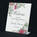 Roos Winter Greenery 80th Birthday Welcome Reclamebord Met Voetstuk<br><div class="desc">Welkom gasten op je verjaardagsfeestje met dit elegante bloemontwerp. Twee witte en rode roze en heilige elementen worden in diagonale hoeken geplaatst. Het welkom wordt geschreven in een grote trending font. De rest van de tekst is een klassieke combinatie van een rechtop en cursief lettertype. Heel eenvoudig aan te passen....</div>