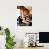 Rooster en hennen in Barn Poster (Thuiskantoor)