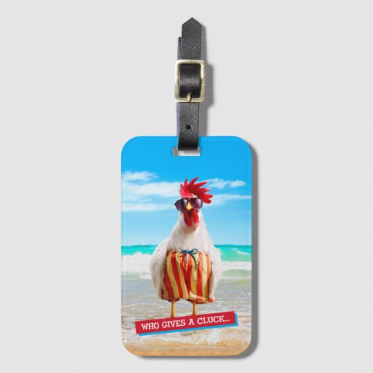 Rooster Kerel Chillin bij Beach in Swim Trunks Bagagelabel (Voorkant (verticaal))