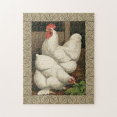Roosters en Engels buiten Hen House met witte rand Legpuzzel (Verticaal)