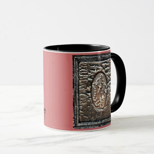 Rosary Mok (Voorkant rechts)