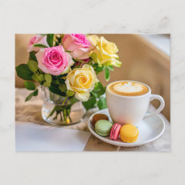 Rose boeket met koffie en macaron feestdagenkaart