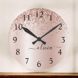 Rose Gold - Blush Pink Glitter Metal Monogram Name Ronde Klok<br><div class="desc">Rose Gold - Blush Pink Faux Foil Metallic Sparkle Glitter Brushed Metal Monogram Name Clock. This makes the perfect sweet 16 birthday,  wedding,  bridal shower,  anniversary,  baby shower or bachelorette party gift for someone that loves glam luxury and chic styles.</div>