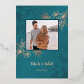 Rose Gold Peacock Green Floral Wedding Folie Uitnodiging (Achterkant)