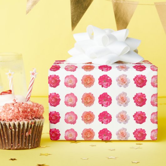 Rose Repeats Wrapping Paper Cadeaupapier (Verjaardagsfeest)