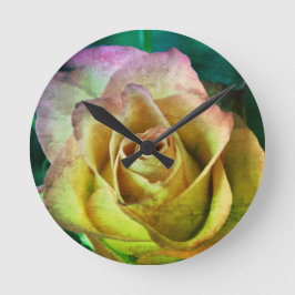 Rose Wall Clock Ronde Klok