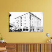 Roseburg, OR Town Uitzicht en Umpqua Hotel Canvas Afdruk (Insitu (Woonkamer))