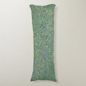 Rosebushes onder de bomen - Gustav Klimt Lichaamskussen (Voorkant Verticaal)