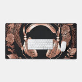Rosegold Koptelefoons AI-kunst Bureaumat (Keyboard & Muis)