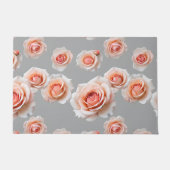 Roses In Shades Of Peach And Coral Scattered Deurmat (Voorkant)