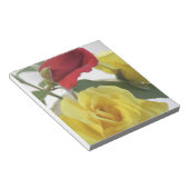 Roses van rood of geel notitieblok (Schuin)