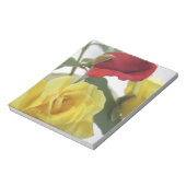 Roses van rood of geel notitieblok (Linkerzijde)