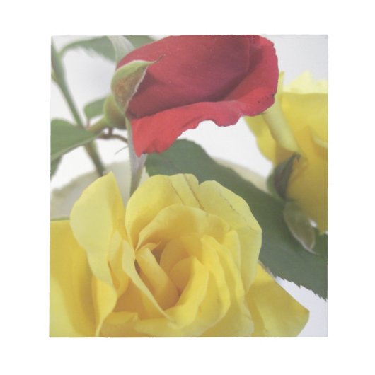 Roses van rood of geel notitieblok (Voorkant)