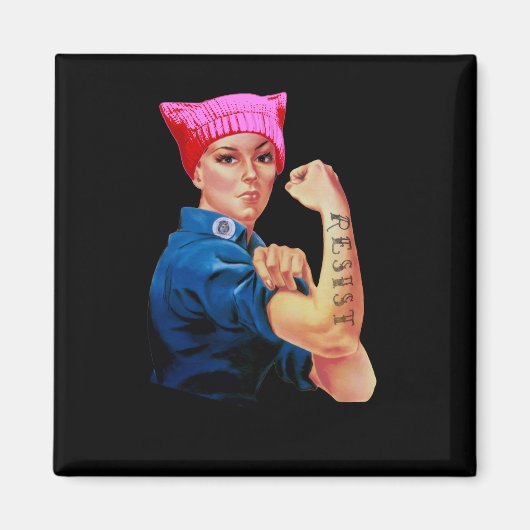 Rosie de Riveter in Roze Pussy Pet Magneet (Voorkant)
