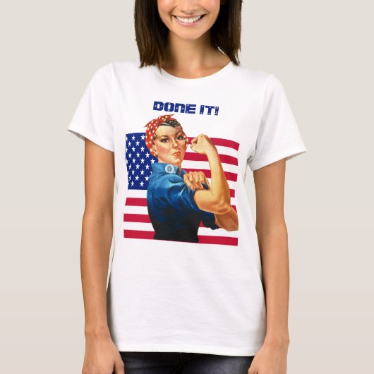 Rosie de Riveter met de Amerikaanse vlag. T-shirt (Voorkant)