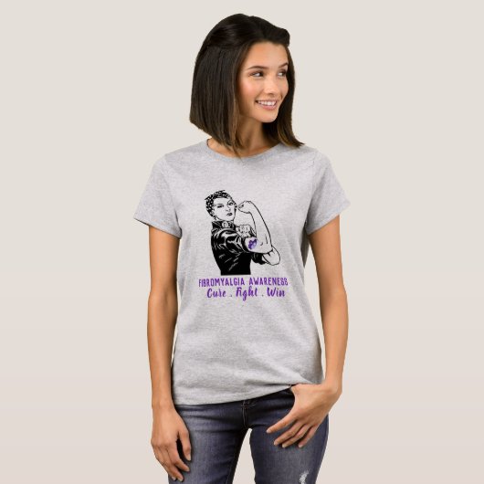 Rosie vecht Fibromyalgie T-shirt (Voorkant volledig)