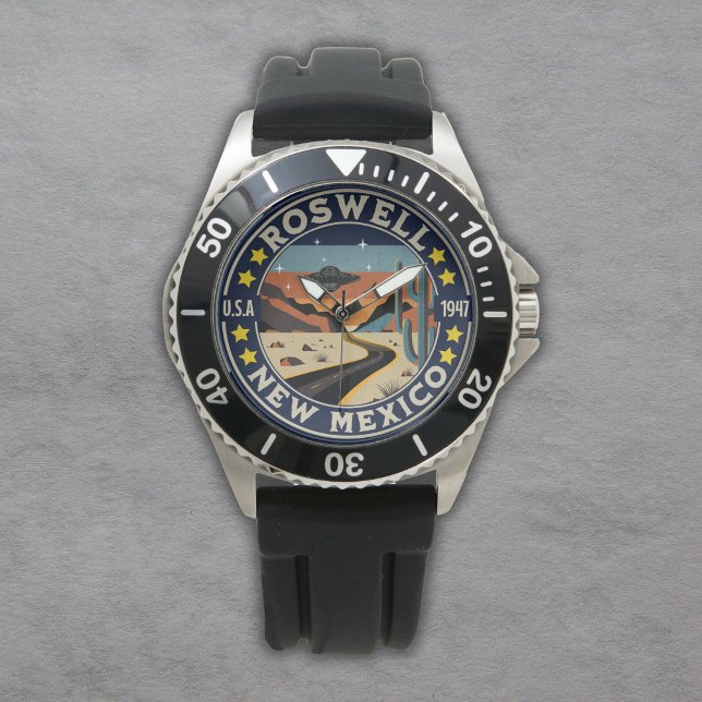 Roswell New Mexico Classic UFO Scenery Horloge (Creator heeft geüpload)