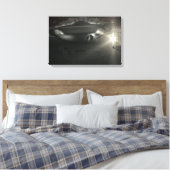 Roswell UFO Hangar Canvas Afdruk (Insitu (Slaapkamer))