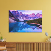 Rosy wolken voor zonsopgang bij het Morainmeer Canvas Afdruk (Insitu (Woonkamer))