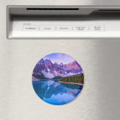 Rosy wolken voor zonsopgang bij het Morainmeer Magneet (Insitu (Vaatwasser))