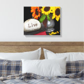 Rots in de Heilige Bijbel met zonnebloemen Canvas Afdruk (Insitu (Slaapkamer))