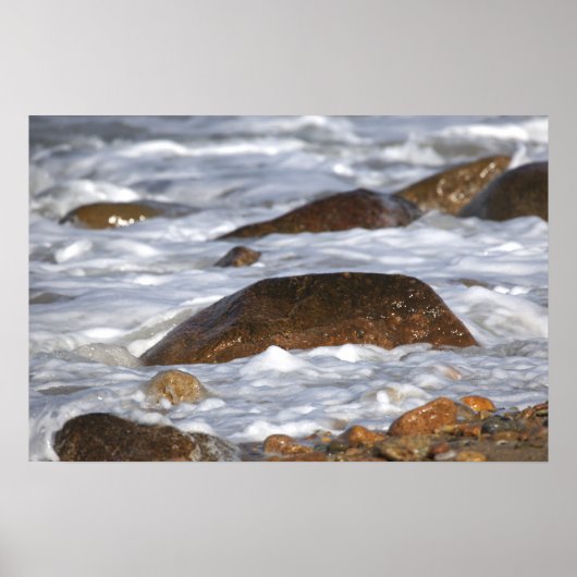Rotsen en golven in Rhode Island Poster (Voorkant)