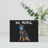 rotte hond met gezichtsmasker aankondigingskaart (Staand voorkant)