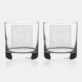 Rottie Maximus met een drankje Whisky Glas (Achterkant)