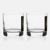 Rottie Maximus met een drankje Whisky Glas (Rechts)