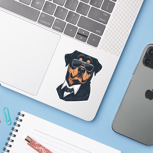 Rottweiler De Heren Sticker (Laptop met iPhone)