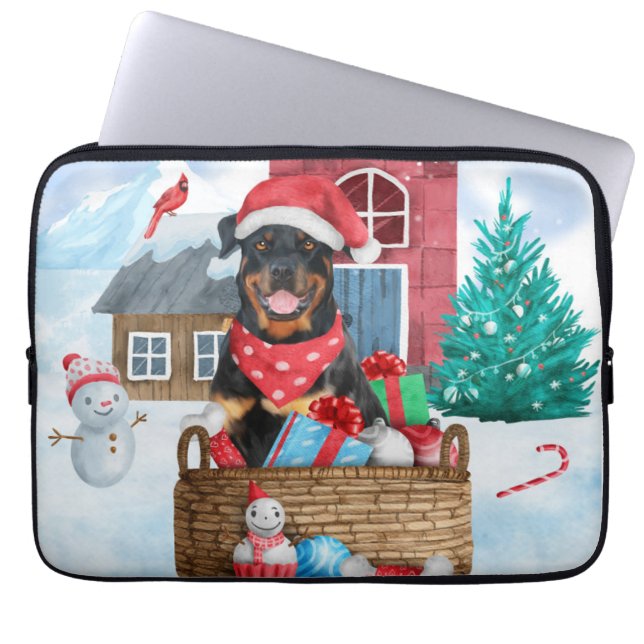 Rottweiler Dog in sneeuwkersthondenhuis Laptop Sleeve (Voorkant)